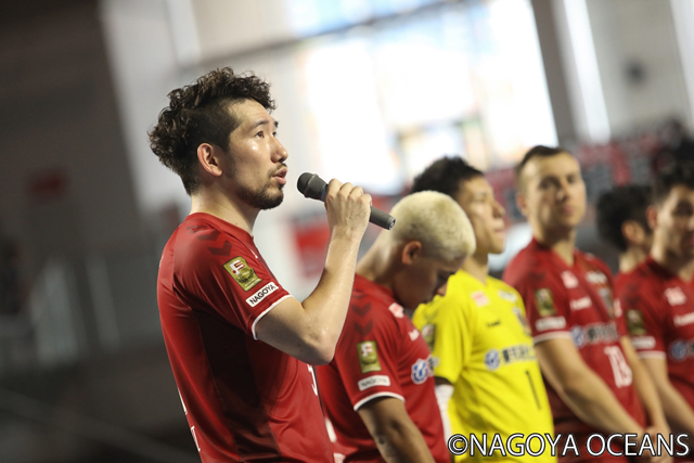 19F10_0991